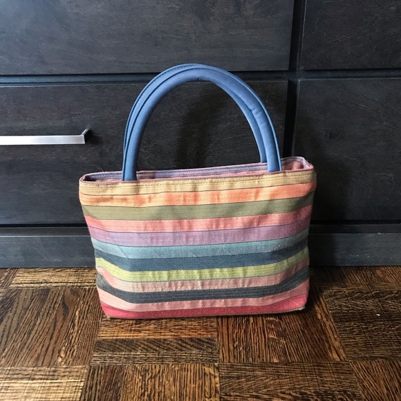 Gorgeous Striped Purse - Picture 2 of 6